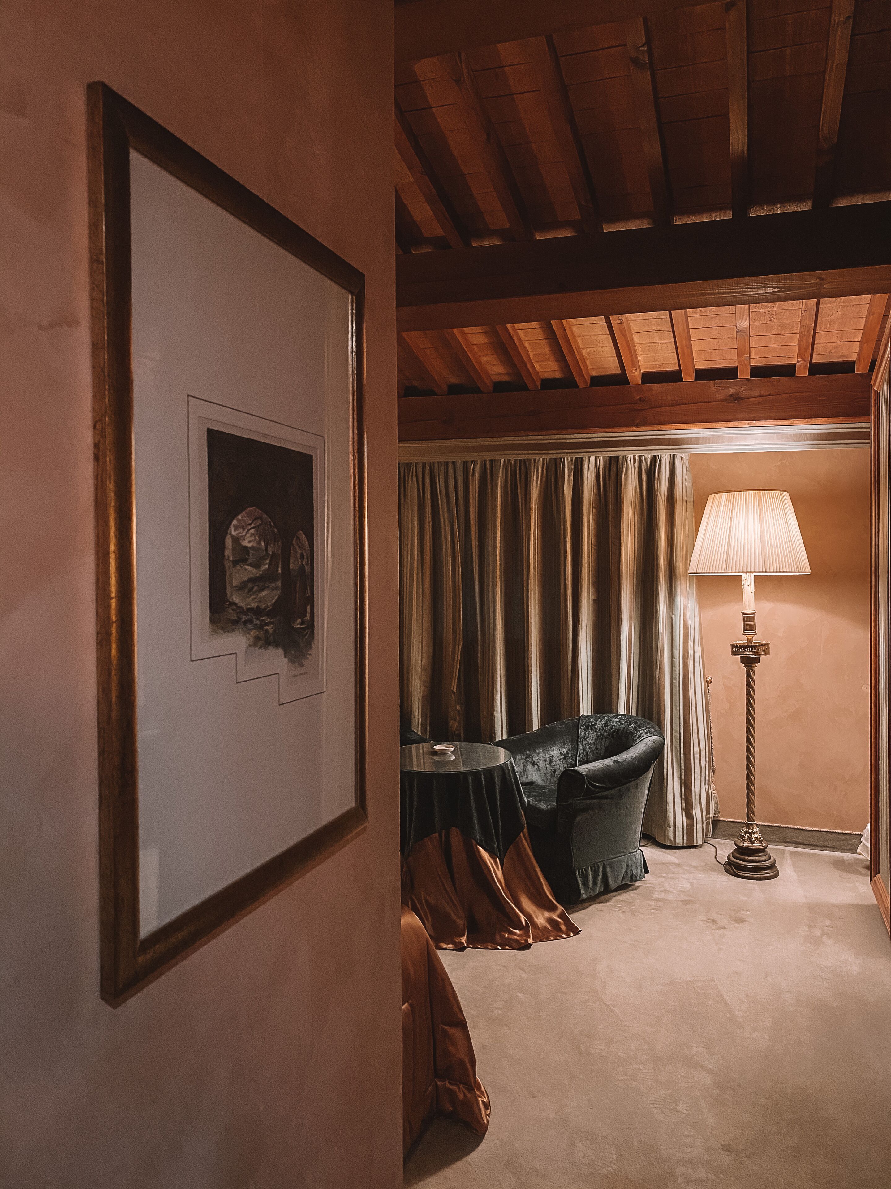 classic suite | minibar, in-room safe, free wifi, bed sheets