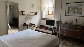 Dubbelrum eller tvåbäddsrum | 1 sovrum, sängtillbehör av högsta kvalitet, skrivbord och gratis wi-fi