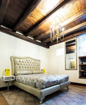 Comfort Double or Twin Room | Premium bedding, desk, laptop workspace, free WiFi - Guest House Al Convento (Potenza)