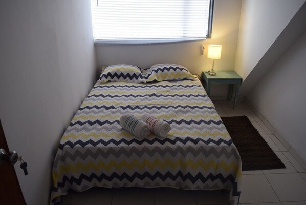 Iron/ironing board, free WiFi, bed sheets