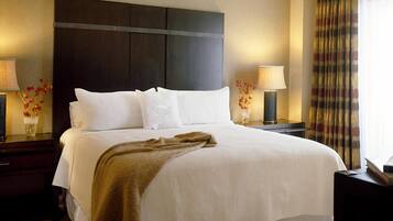 3 bedrooms, in-room safe, iron/ironing board, free WiFi