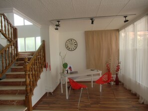 Check-in/check-out kiosk - Hotel Plaza Miami (Mont-roig del Camp)