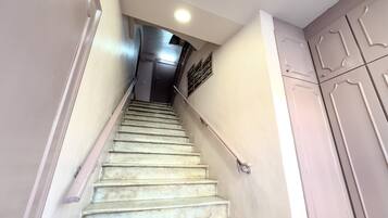 EntrĂ©e de lâhĂ©bergement