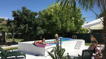 Piscina stagionale all'aperto