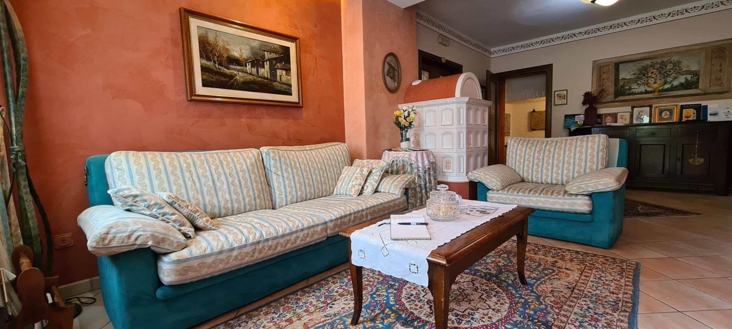 Télévision à écran plat