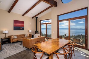TV, fireplace, DVD player