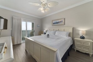 3 dormitorios, tabla de planchar con plancha, wifi gratis y ropa de cama