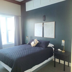 14 habitaciones, tabla de planchar con plancha, wifi y ropa de cama 