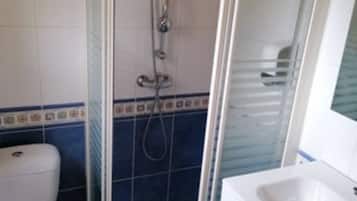 SĂšche-cheveux, papier toilette