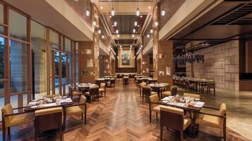 3 restaurants, breakfast, lunch served; local and international cuisine