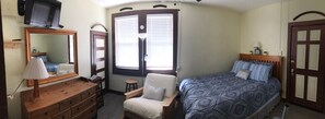 1 chambre, fer et planche à repasser, Wi-Fi gratuit, draps fournis