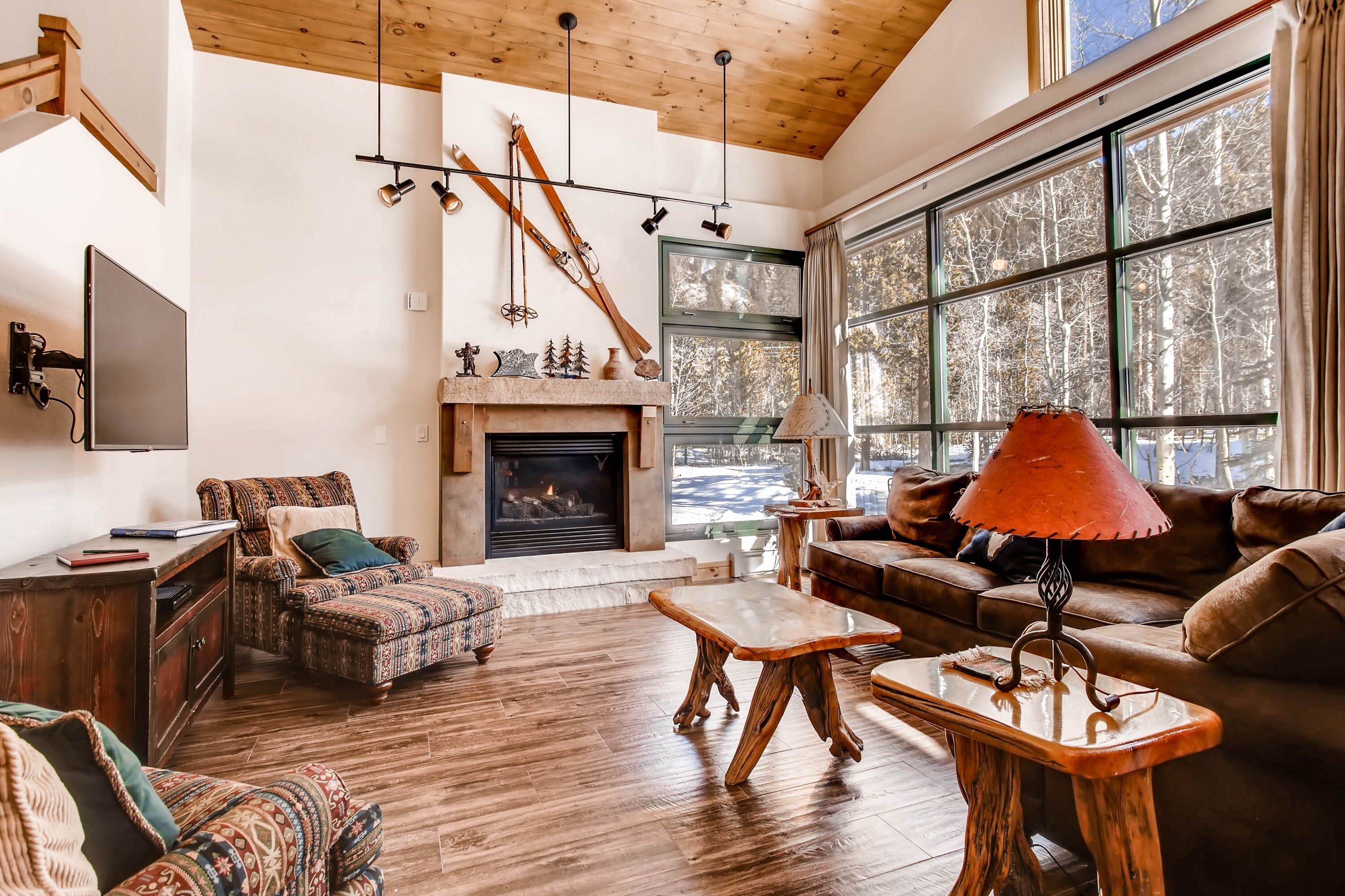 Townhome, 3 Bedrooms | Living area | Flat-screen TV