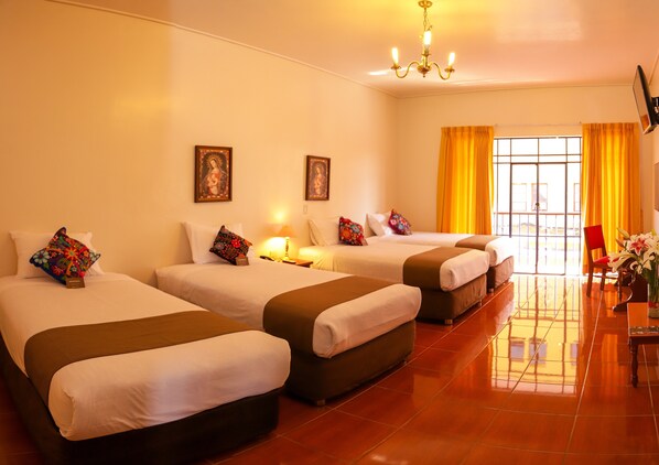 Basic Quadruple Room, Multiple Beds