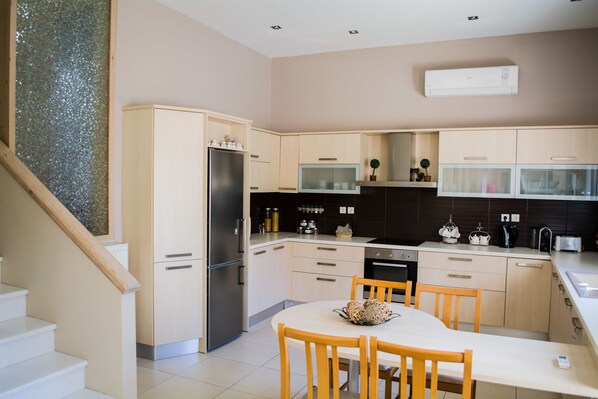 Private kitchen - Chris Rea Villa (Skiathos)