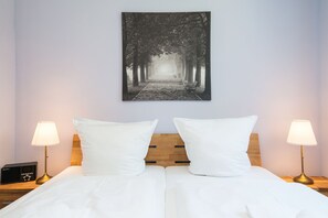 4 Schlafzimmer, Reisekinderbett, kostenloses WLAN, Bettwäsche