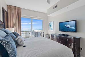 3 habitaciones, escritorio, tabla de planchar con plancha y wifi