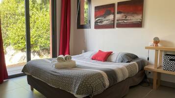 5 bedrooms, iron/ironing board, travel cot, free WiFi