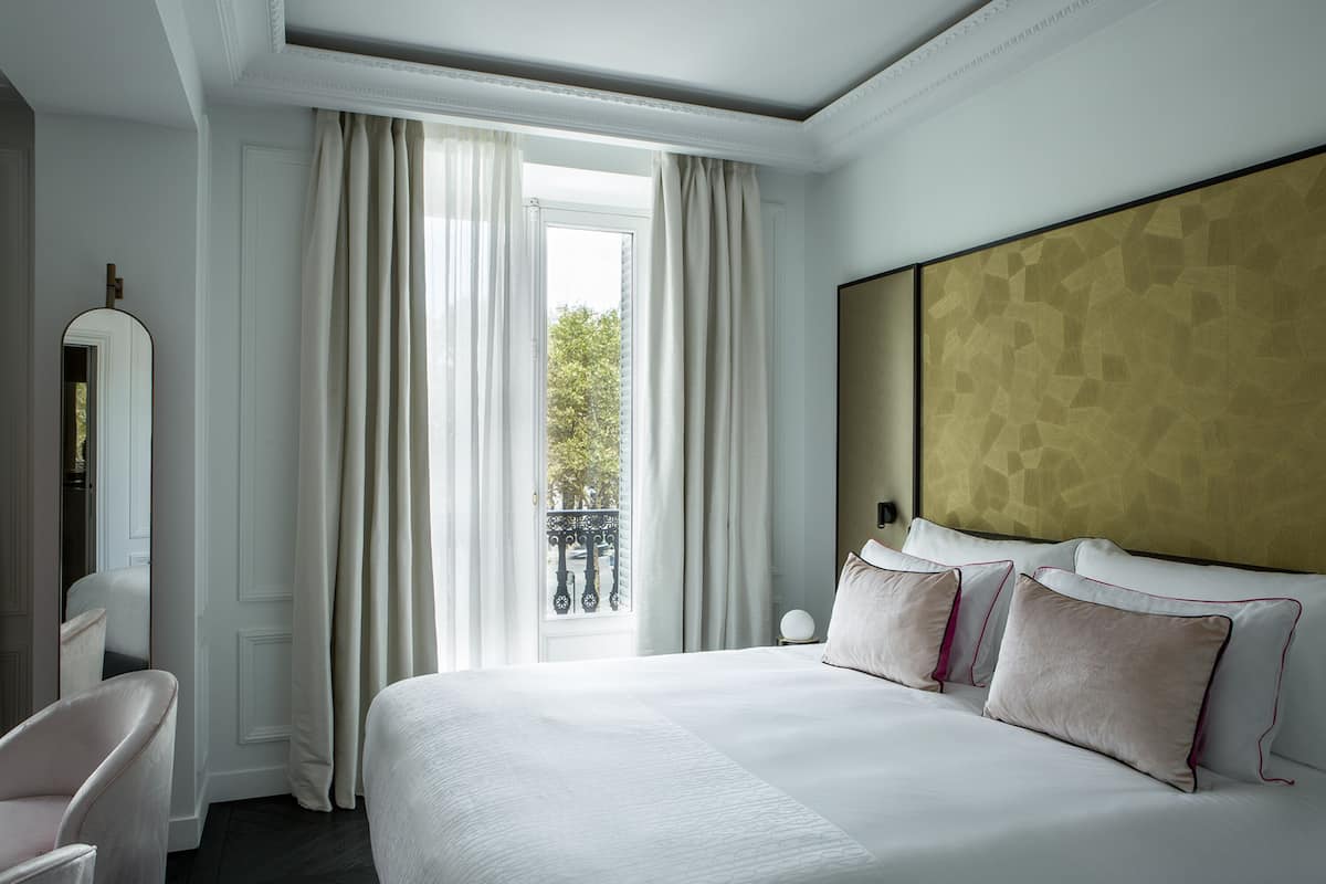 Junior Suite Panache | 1 bilik tidur, peralatan tempat tidur premium, bar mini