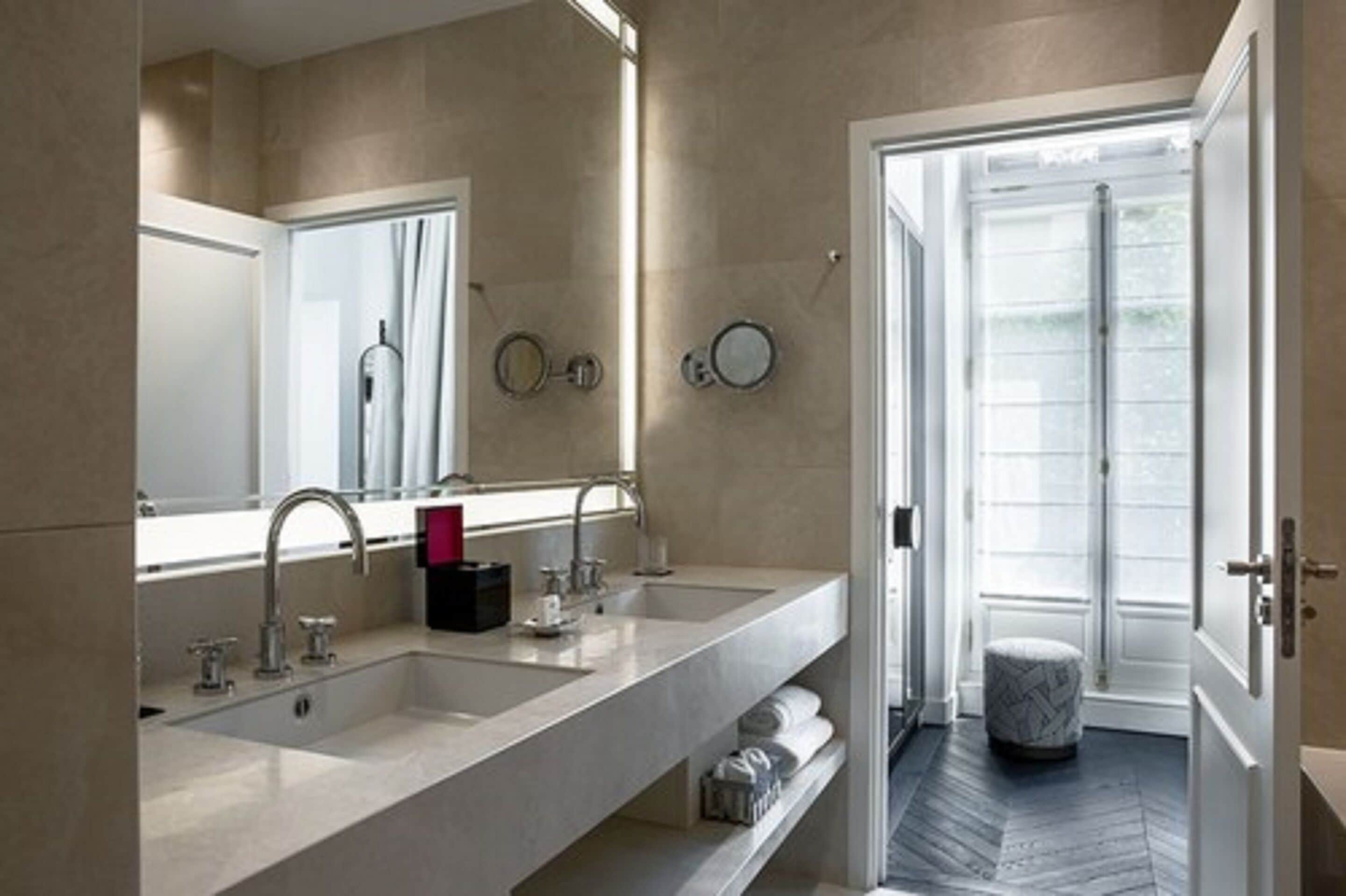 shower, free toiletries, hair dryer, bathrobes