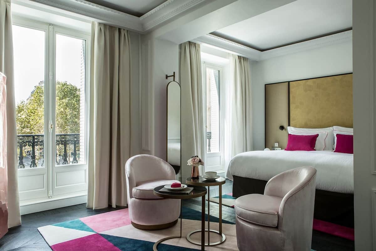 Premium bedding, minibar, in-room safe, desk