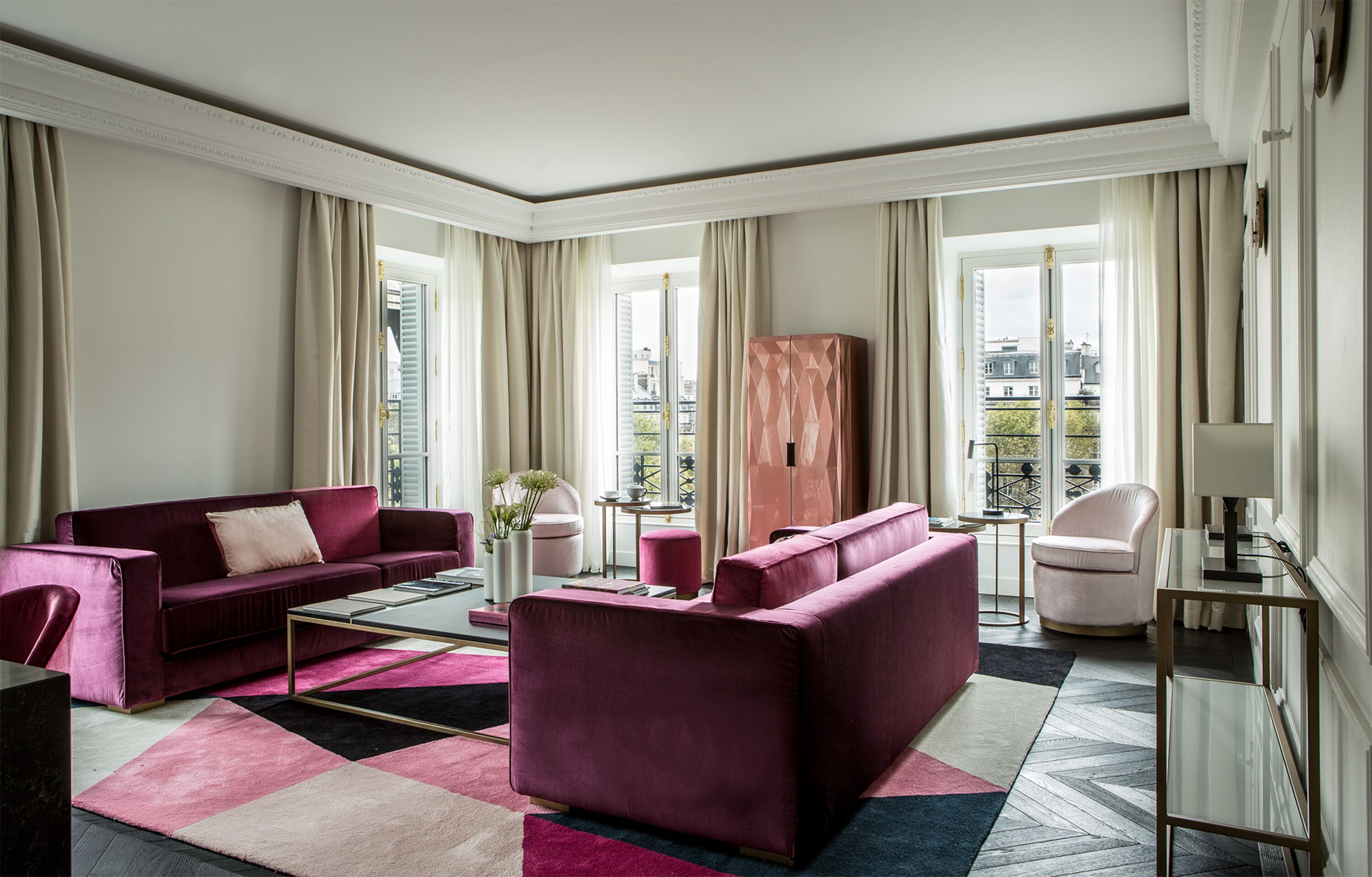 suite madeleine | living area | flat-screen tv, tablet, netflix