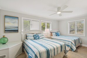 5 Schlafzimmer, Bügeleisen/Bügelbrett, kostenloses WLAN, Bettwäsche