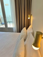 1 habitación, ropa de cama de alta calidad y escritorio