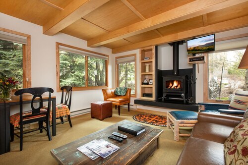 RMR: La Choumine 2 Condo in Teton Village / Steps from the Mountain!