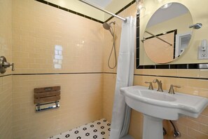 Bañera y secador de pelo