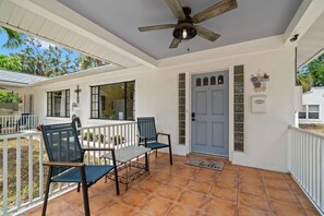 Terrace/patio - The Hideaways at Point Pleasant (Palm Side) (Bradenton)