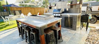 La Estancia - Your Home away from Home! 