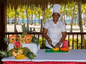 Desayuno buffet incluido todos los días 