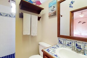 Hair dryer, towels