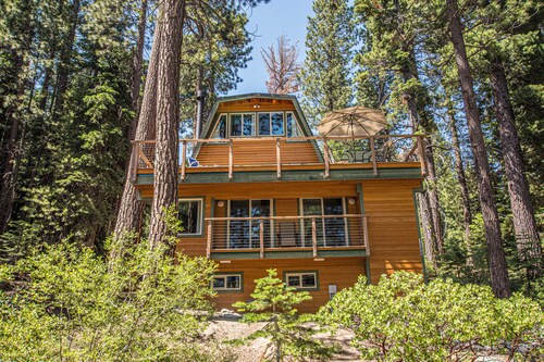 Woodland Retreat by Hauserman Rentals