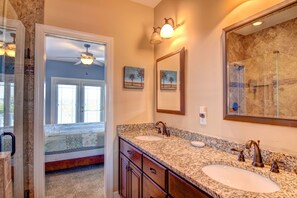 Combined shower/tub