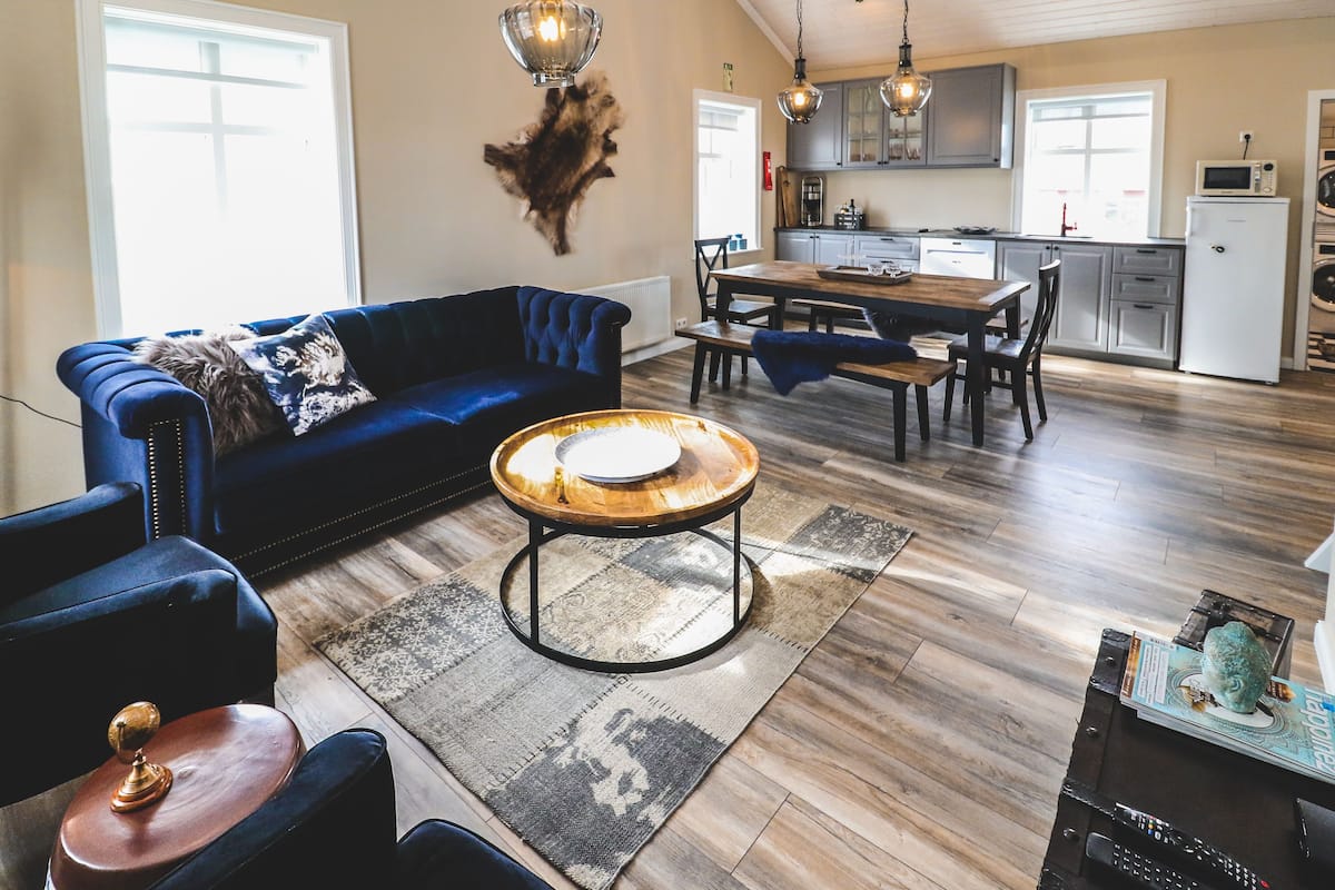 Loft, 3 Schlafzimmer | Wohnzimmer | Smart-TV, Netflix, Streaming-Dienste