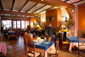 Dining - Hotel Rural la Casona del Abuelo Parra (Villanueva de los Infantes)