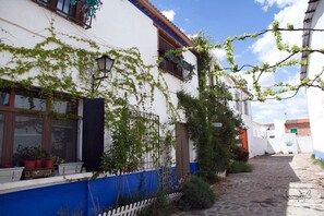 Front of property - Hotel Rural la Casona del Abuelo Parra (Villanueva de los Infantes)