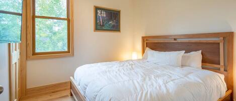 2 chambres, lit parapluie, Wi-Fi gratuit, draps fournis