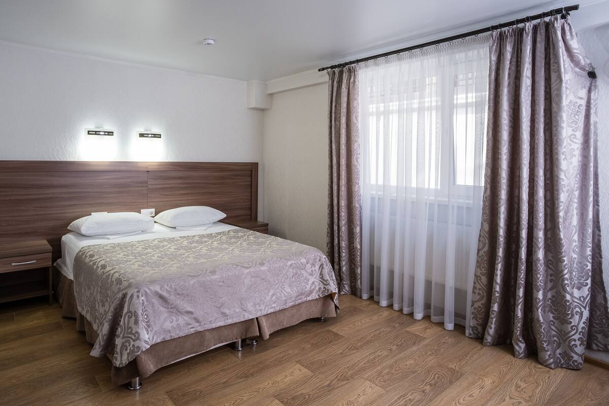 Standard Double or Twin room (Basement, ceiling height 235 cm) | Premium bedding, minibar, in-room safe, desk