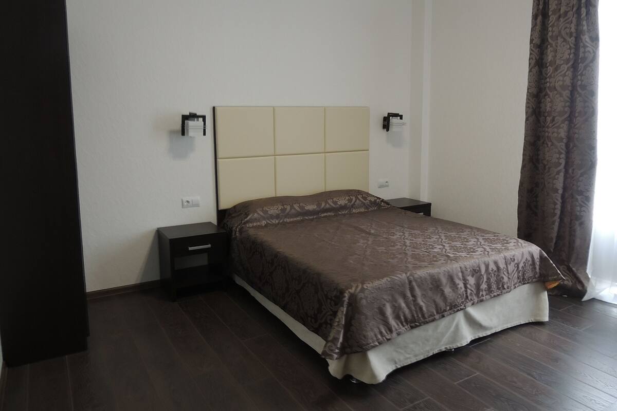 Comfort Double Room | Premium bedding, minibar, in-room safe, desk