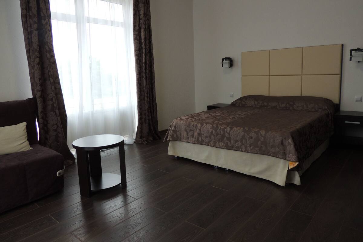 Comfort Double or Twin Room, Balcony | Premium bedding, minibar, in-room safe, desk