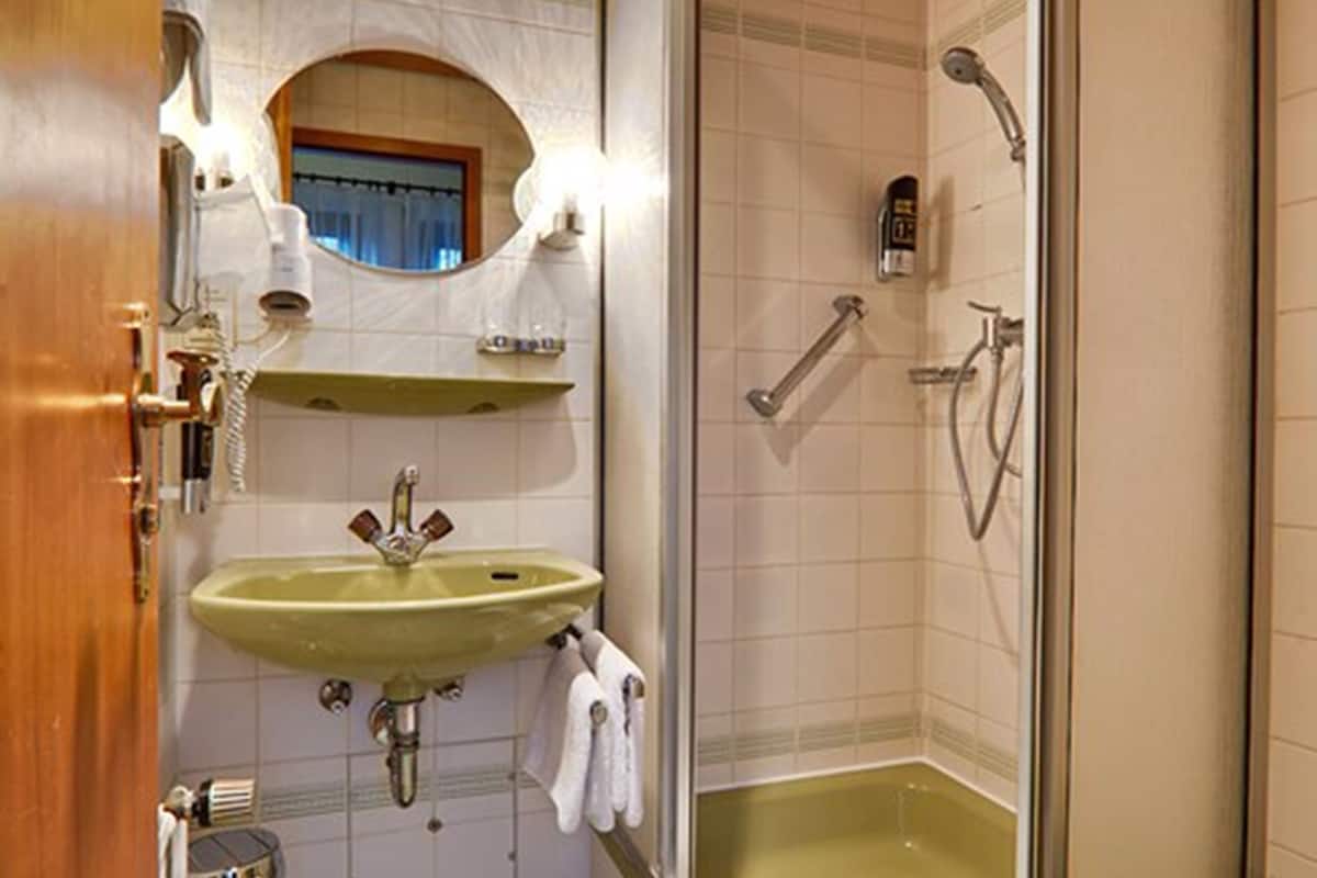 free toiletries, hair dryer, towels