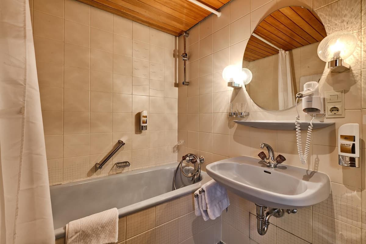 free toiletries, hair dryer, towels