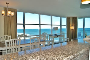Dining - Seaside Resort 1003 3 Bedroom Condo by RedAwning (North Myrtle Beach)