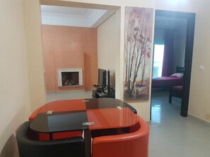 Apartment, 2 Schlafzimmer | Wohnzimmer