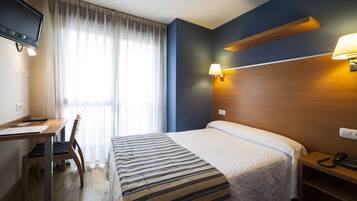 Caja de seguridad en la habitación, escritorio y wifi gratis