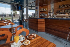 Café - Hotel La Polar (Gijon)