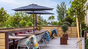 Breakfast, lunch and dinner served - The Royal Hotel (Featherston)