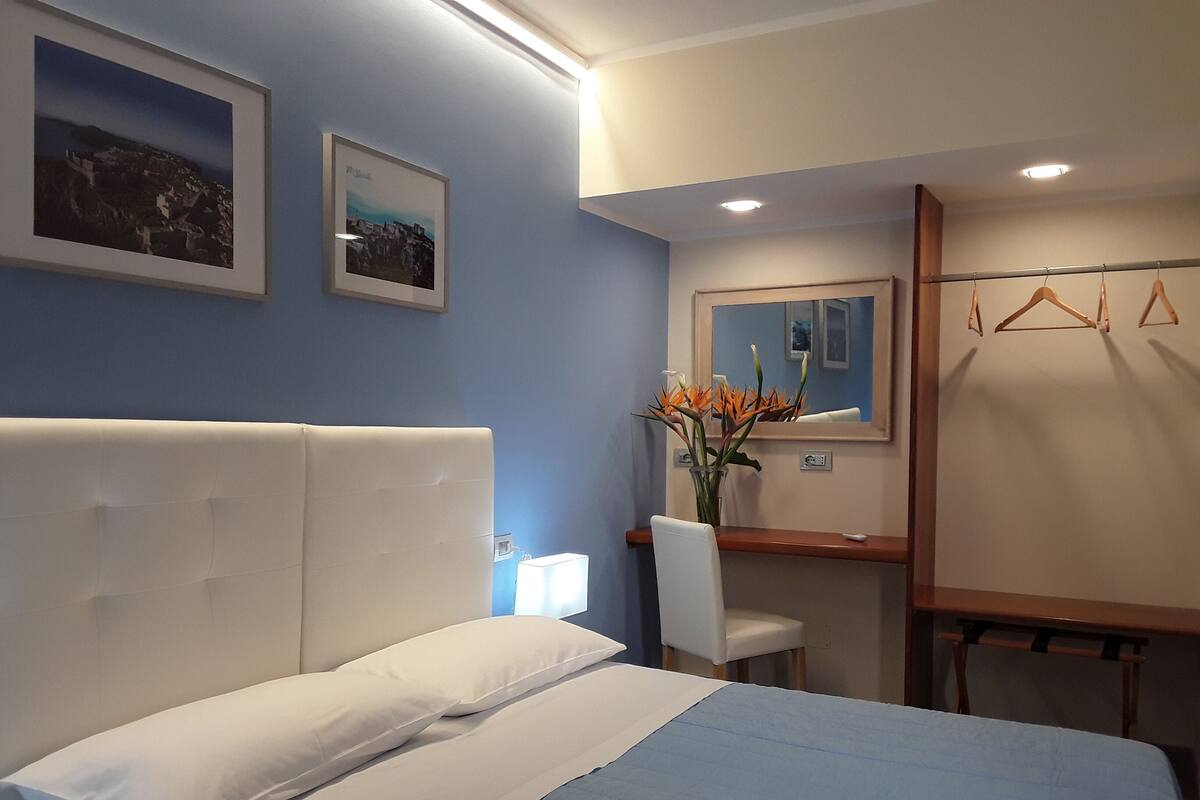 1 bedroom, premium bedding, memory-foam beds, individually furnished